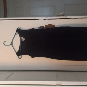 This R and K originals dress is a size 6